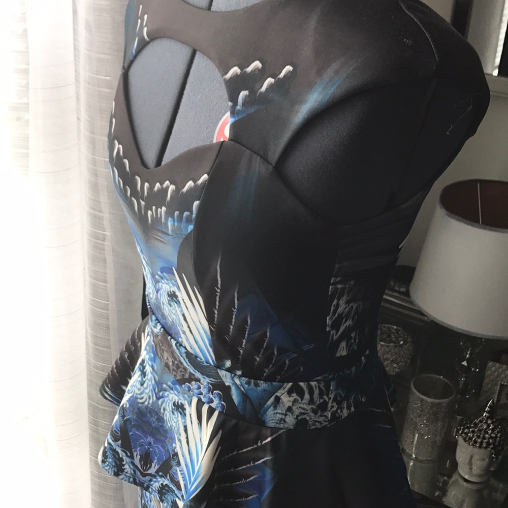 Arden B peplum keyhole dress - Picture 2 of 8